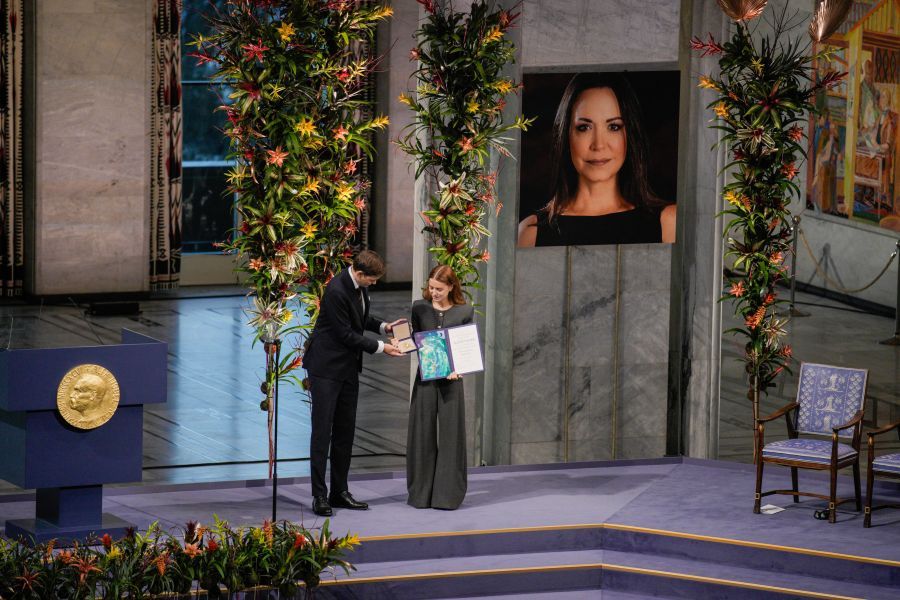 Image for Uručena nagrada za mir