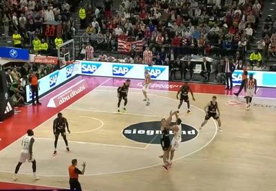 Image for Crvena zvezda poražena od Bajerna u Minhenu, Obst briljirao sa 31 poenom