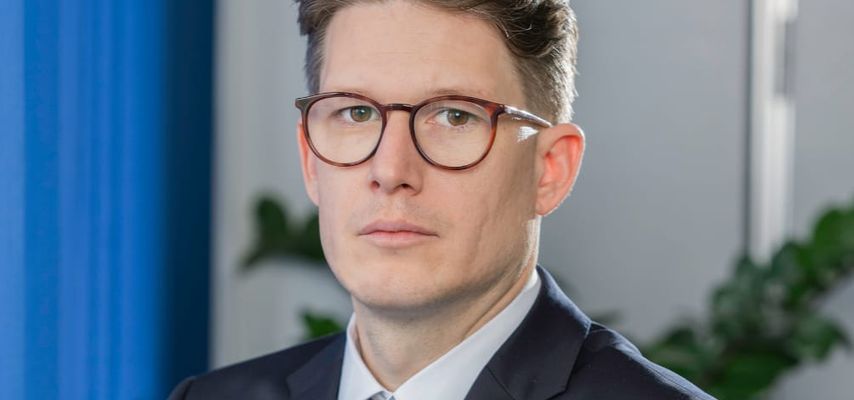 Znanje bez razumevanja sistema, procesa, odgovornosti i načina na koji funkcioniše moderna ekonomija vrlo brzo postaje nedovoljno