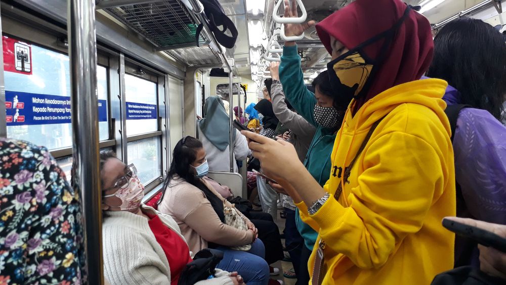 Image for Železnička nesreća u Indoneziji: Zašto su stradale samo žene?