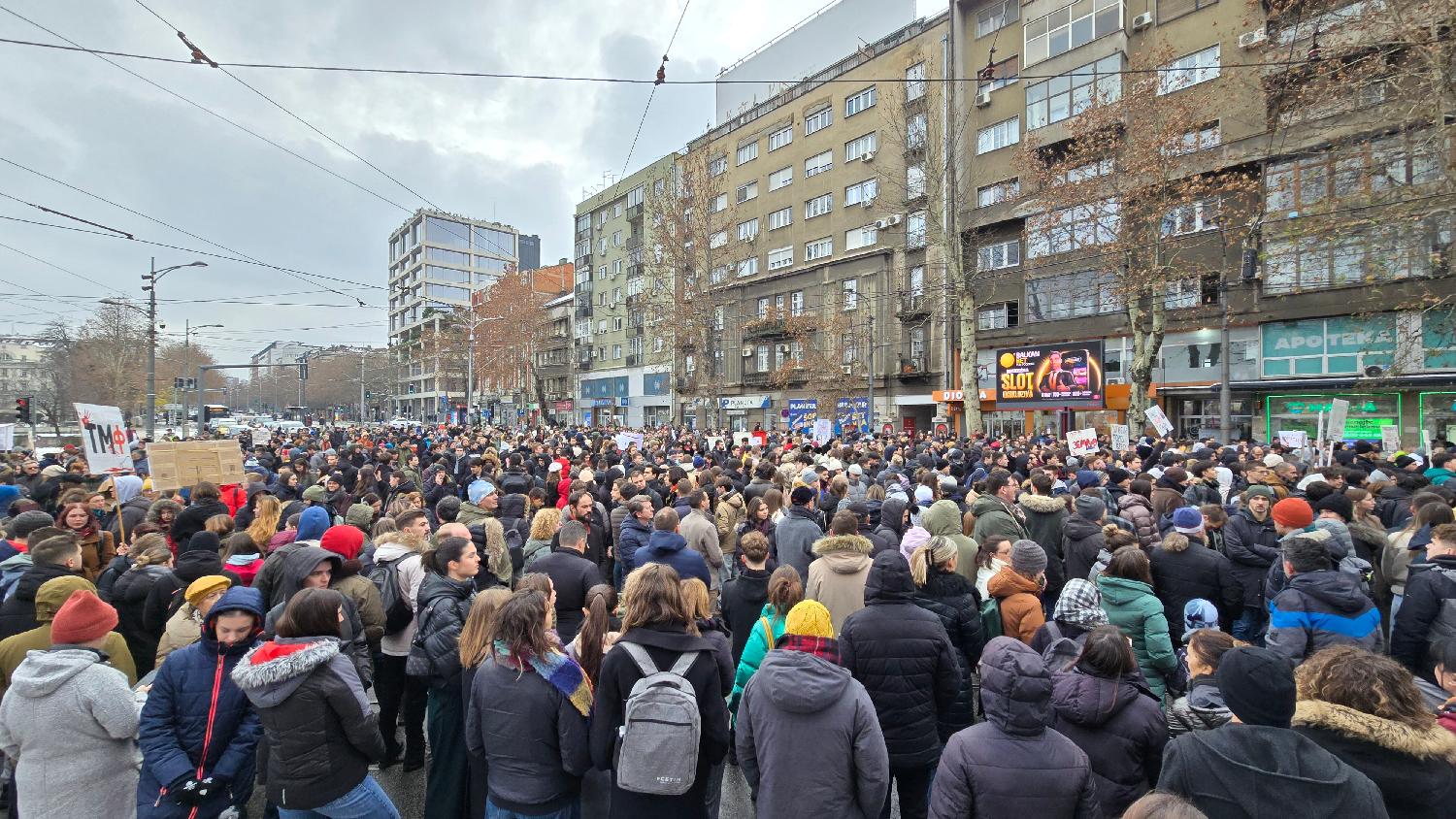 Image for Studenti uz srednjoškolce