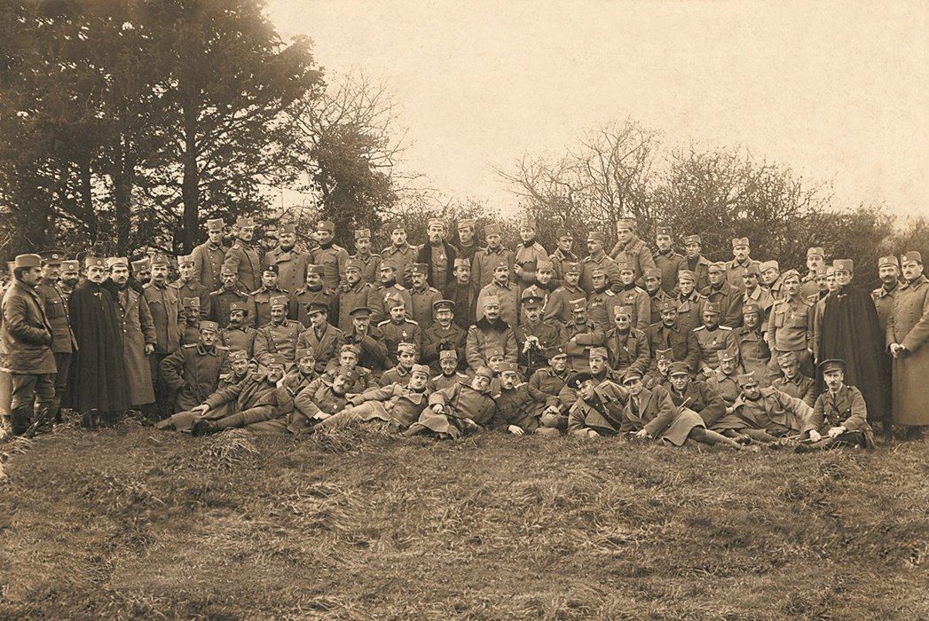 Poslanik Austrougarske monarhije u Kraljevini Srbiji, baron fon Gizl, predao je 23. jula 1914. godine, u 18 časova, srpskoj Vladi spisak zahteva zvaničnog Beča, poznat kao Julski ultimatum