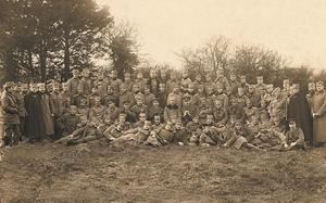Poslanik Austrougarske monarhije u Kraljevini Srbiji, baron fon Gizl, predao je 23. jula 1914. godine, u 18 časova, srpskoj Vladi spisak zahteva zvaničnog Beča, poznat kao Julski ultimatum