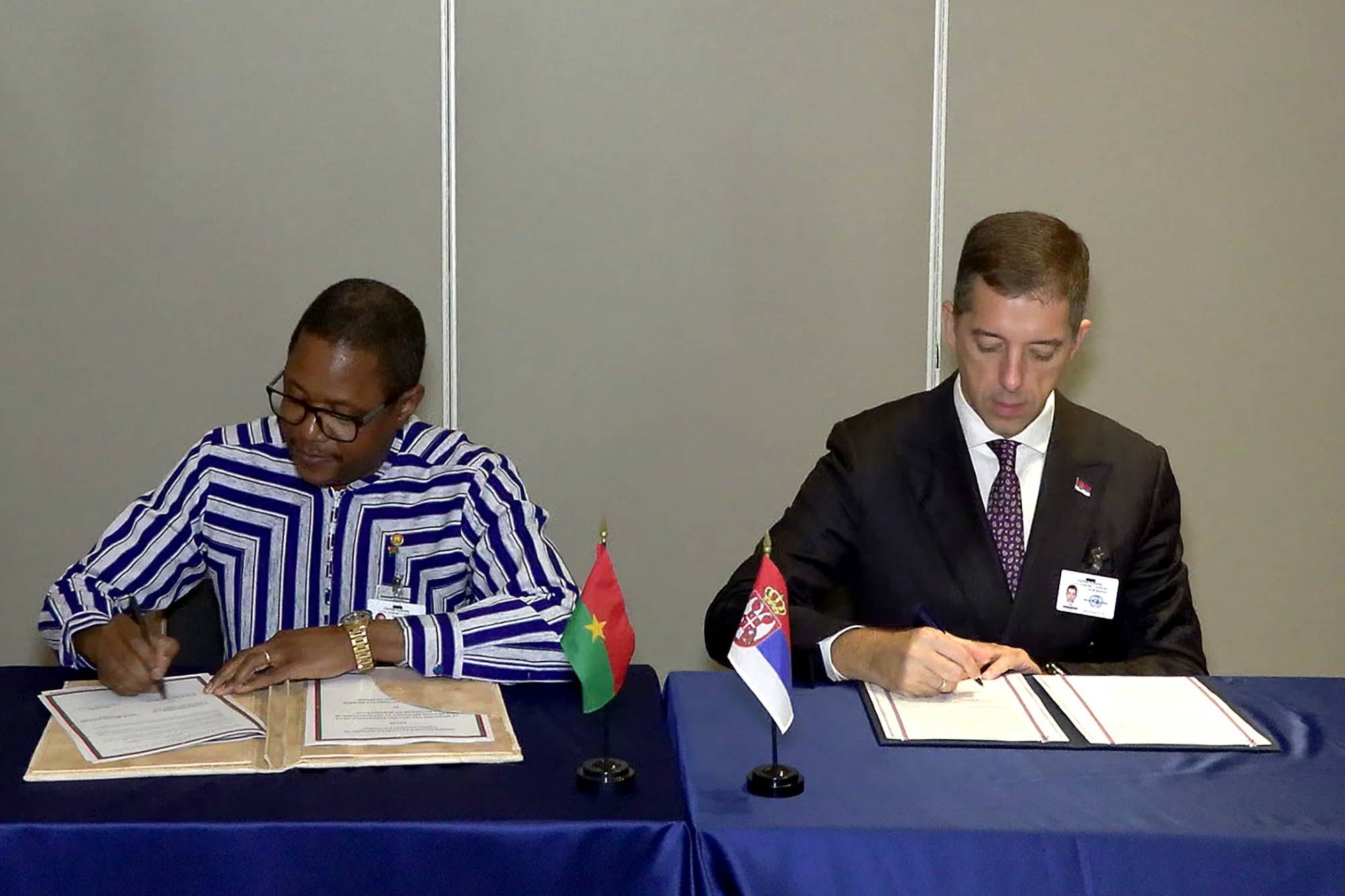 Image for Đurić se sastao sa predstavnicima Jevrejskog komiteta SAD i ministrom Burkine Faso 