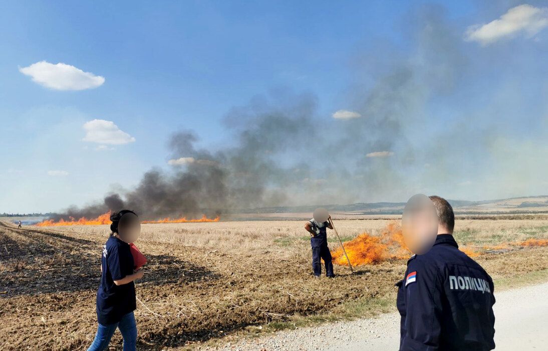 Požari na otvorenom se veoma brzo šire, a mogu zahvatiti velike površine i predstavljaju realnu opasnost za živote i zdravlje građana Srbije i prouzrokovati velike materijalne štete
