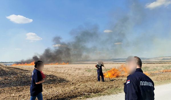 Požari na otvorenom se veoma brzo šire, a mogu zahvatiti velike površine i predstavljaju realnu opasnost za živote i zdravlje građana Srbije i prouzrokovati velike materijalne štete