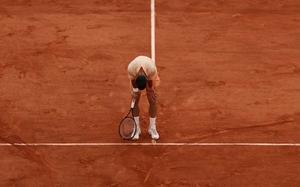 Najbolji srpski teniser Novak Đoković na novoj ATP listi pao je za jednu poziciju i sada je osmi igrač sveta sa 3.760 bodova