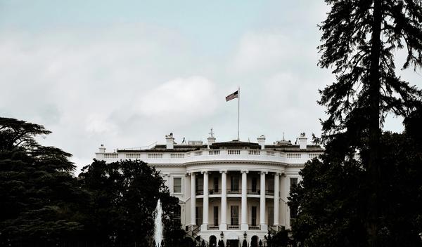 Image for Tramp ukida zakon o borbi protiv klimatskih promena