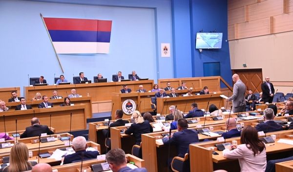 Image for Stranke da odluče o izborima