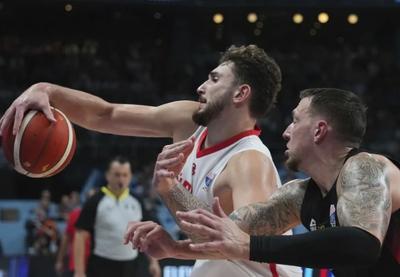 Image for Košarkaši Nemačke u neizvesnoj završnici pobedili Tursku za titulu prvaka Evrope