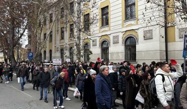 Image for Blokada i u Nišu