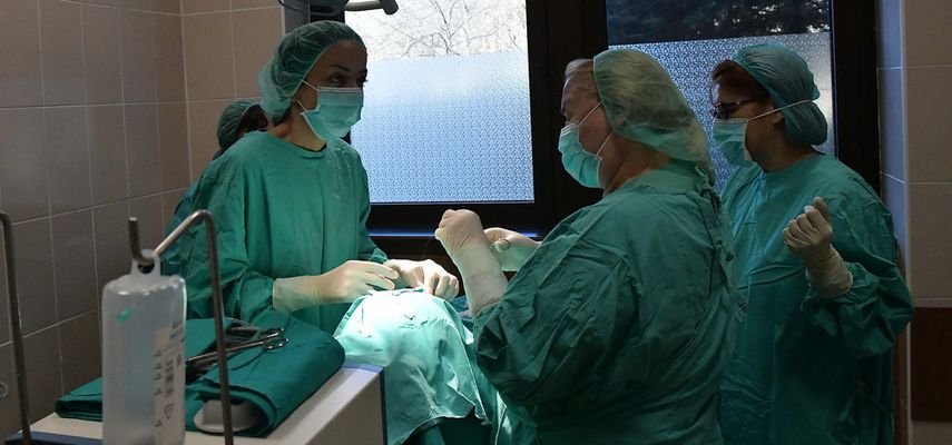 Trinaestogodišnji dečak, kojem je zbog teškog oboljenja srca ugrađeno veštačko srce, dobro se oporavlja