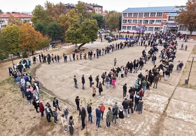 Image for U Srbiji održani vanredni parlamentarni izbori
