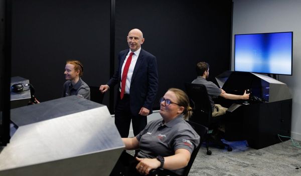 Image for U vojsku tri milijarde