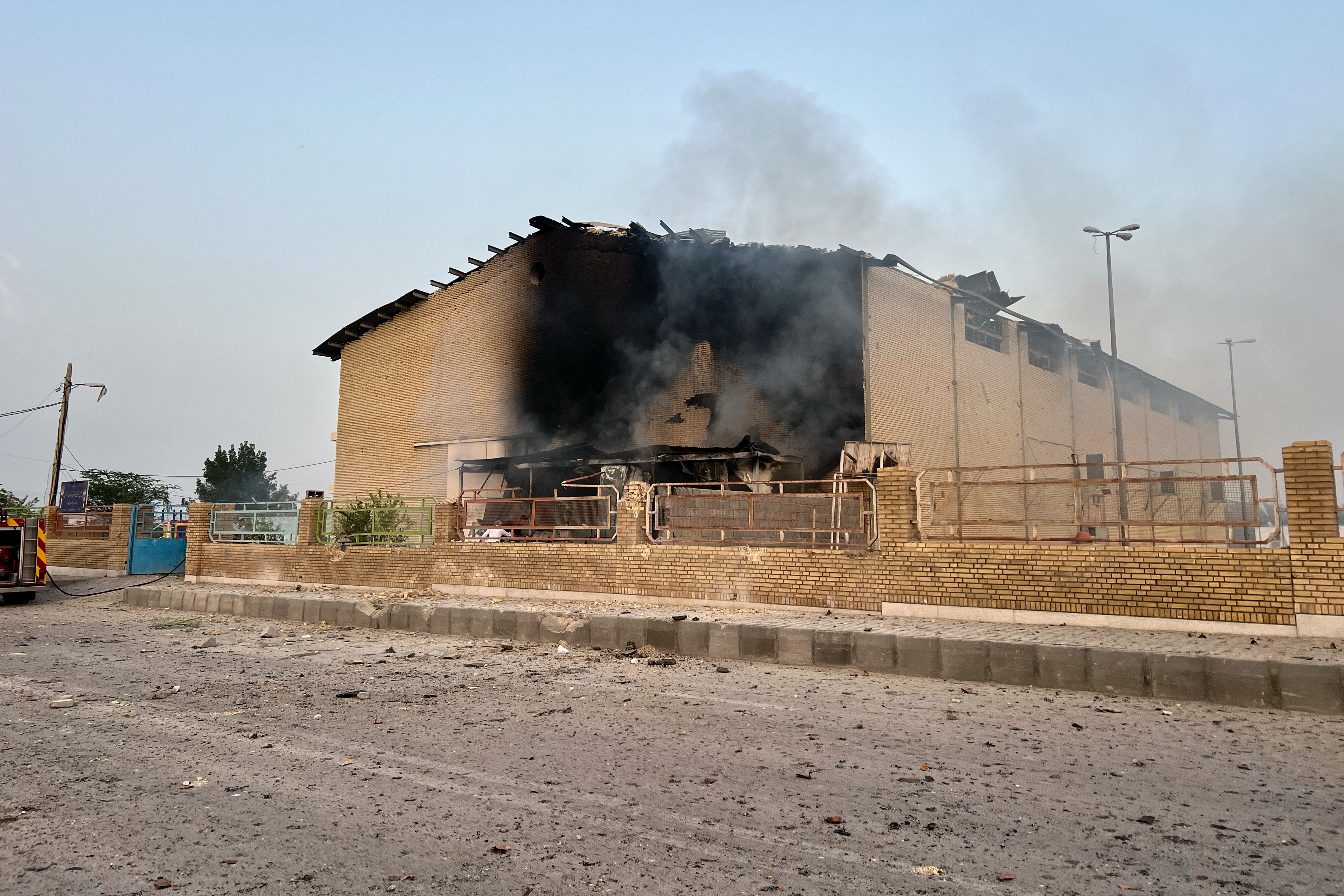 Image for Amerika gađala raketne lansere, Iran odgovorio