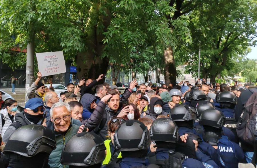 Image for Opet blokada suda, incidenti