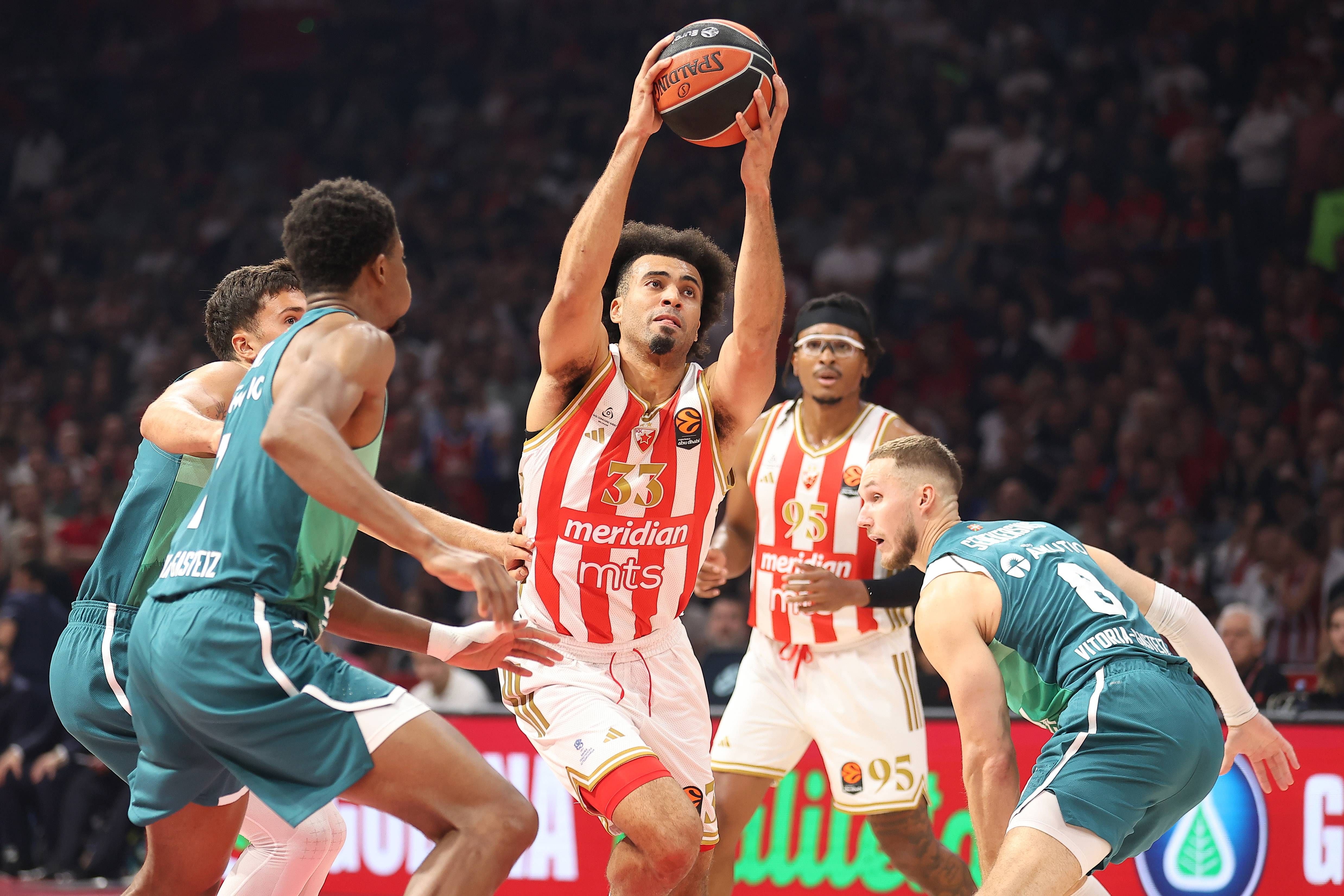 Image for Zvezda ubedljiva protiv Baskonije za četvrti uzastopni trijumf u Evroligi (video)