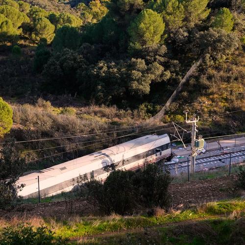 Image for U Španiji trodnevna žalost zbog železničke nesreće