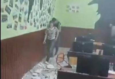 Image for Pao plafon u gimnaziji