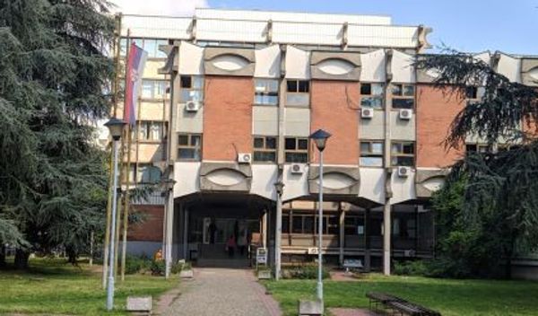 Image for Građani ispred Tužilaštva