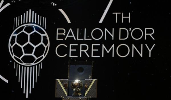 Fudbaler Intera iz Majamija Argentinac Lionel Mesi nalazi se na listi nominovanih igrača za Zlatnu loptu. Mesi je osam puta u karijeri osvojio Zlatnu loptu