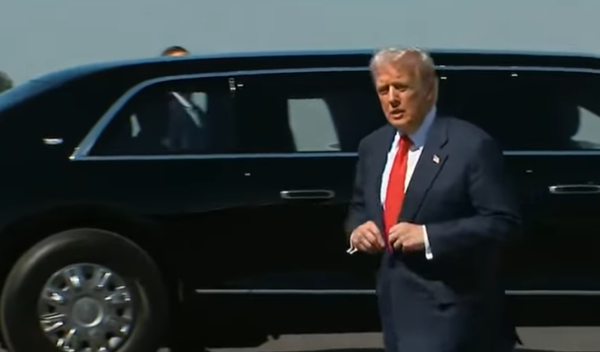 Image for Tramp zavrće slavinu zbog "komuniste"