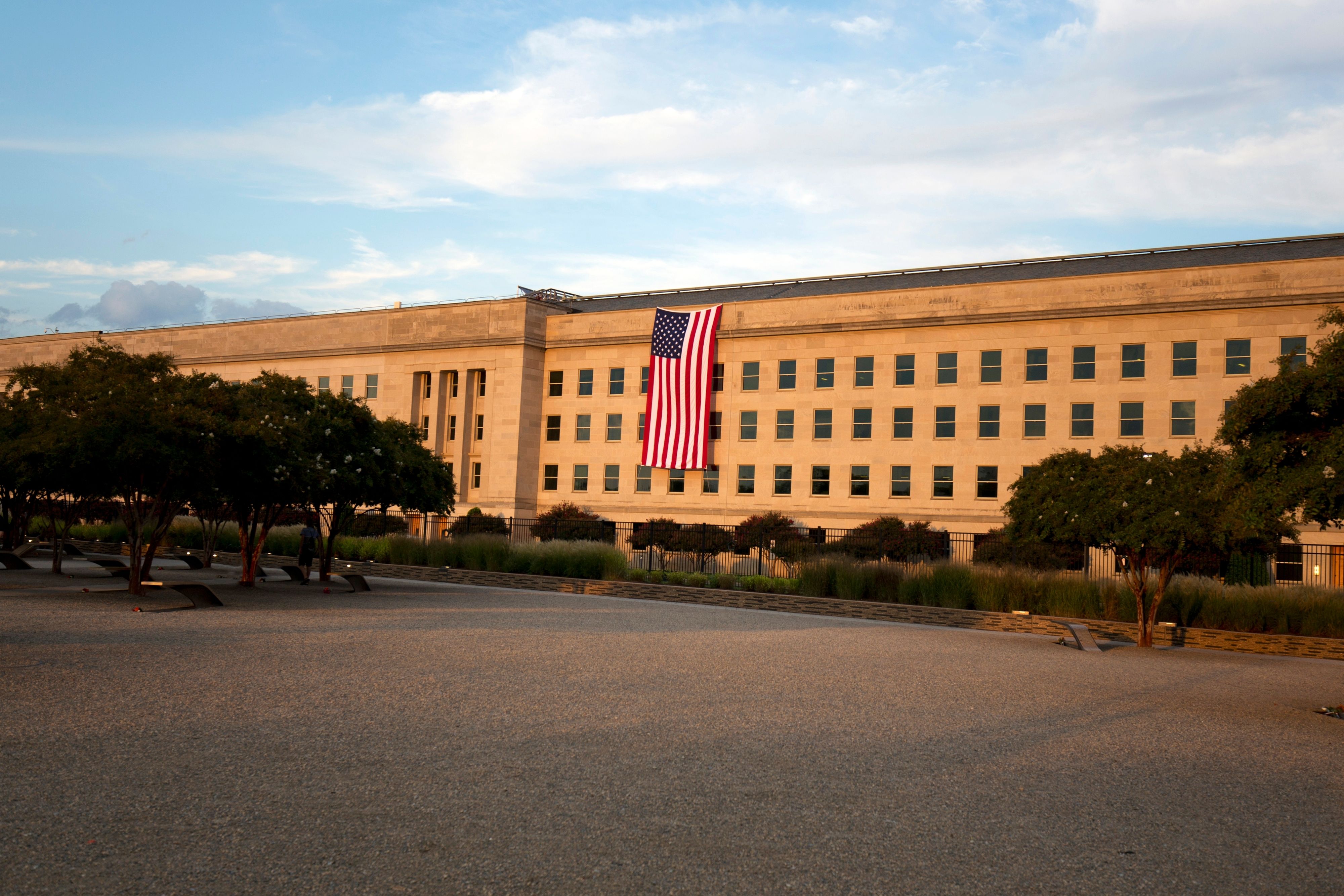 Image for Tramp naredio vojsci da se uključi u borbu protiv narko kartela