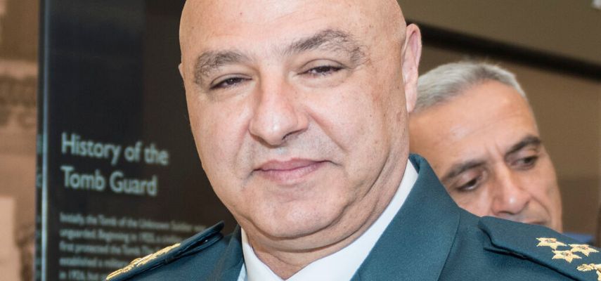 Predsednik Libana Žozef Aun izjavio je danas, povodom obeležavanja 25. maja, Dana otpora i oslobođenja, da će potpuno izraelsko povlačenje ostati čvrst nacionalni zahtev