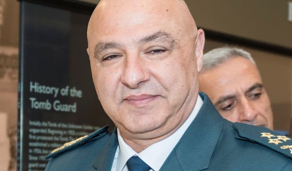 Predsednik Libana Žozef Aun izjavio je danas, povodom obeležavanja 25. maja, Dana otpora i oslobođenja, da će potpuno izraelsko povlačenje ostati čvrst nacionalni zahtev
