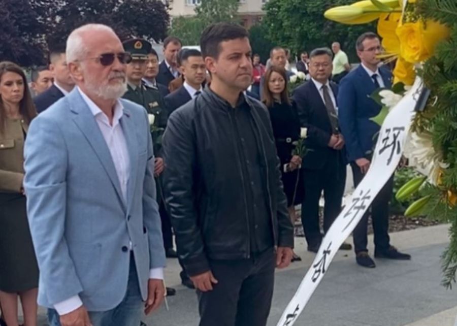 Image for Počast kineskim novinarima