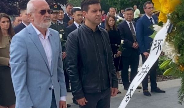 Image for Počast kineskim novinarima