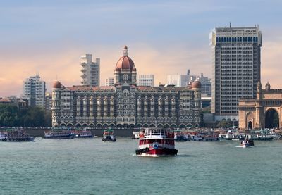 Image for Kad popisuje Indija: Na zadatku 3,000.000 popisivača