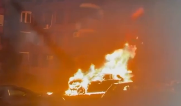 Image for Pet automobila izgorelo na Čukarici