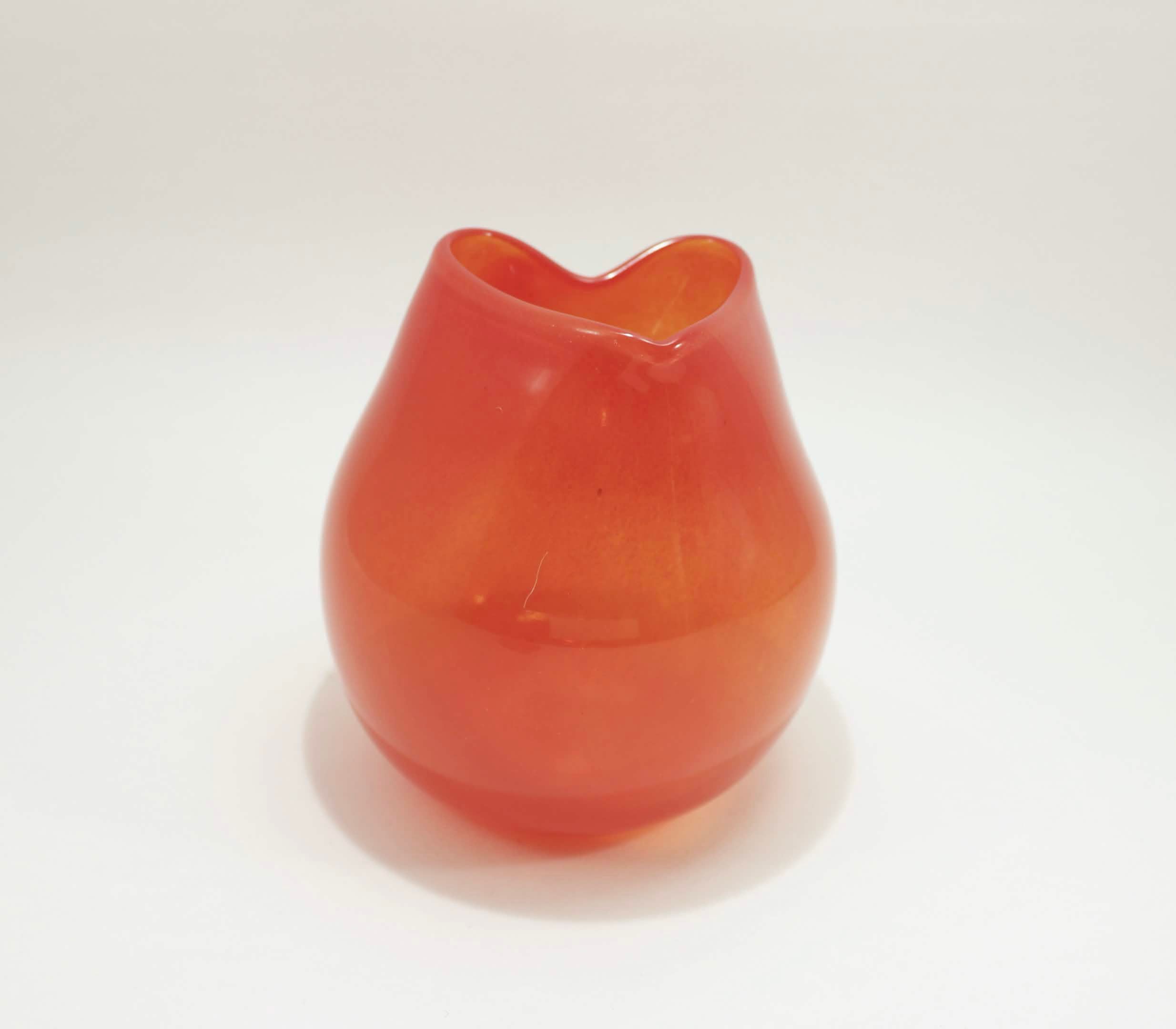 Heart vase