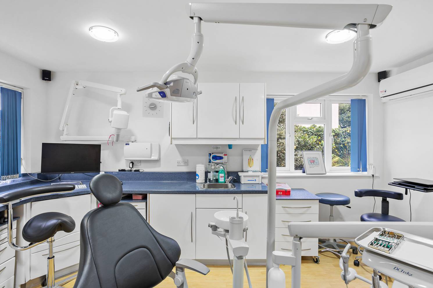 A well-lit, clean, and welcoming treatment room at Ashbury Dental Care