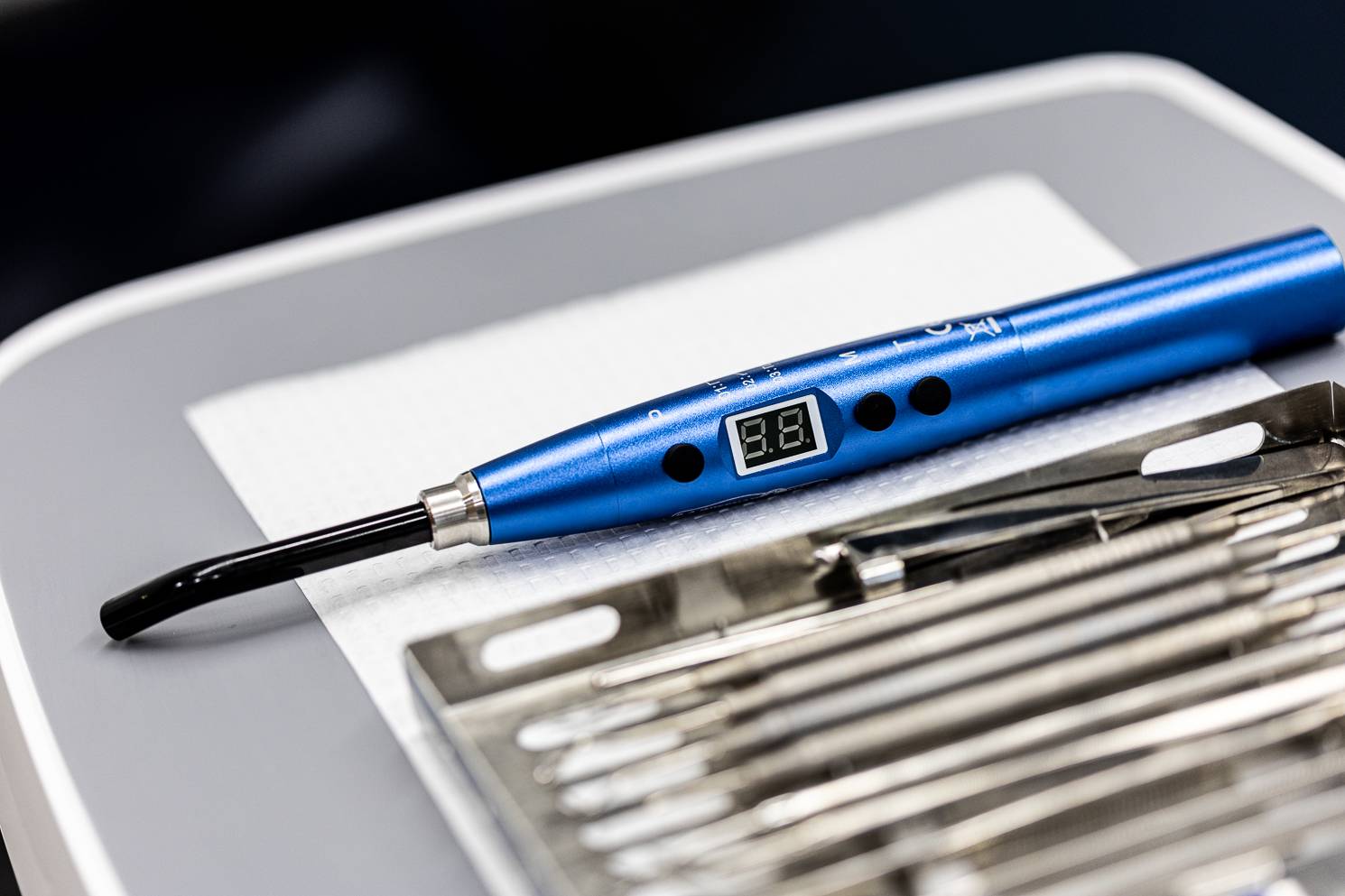 A close up picture of some dental hygiene tools for cleaning teeth