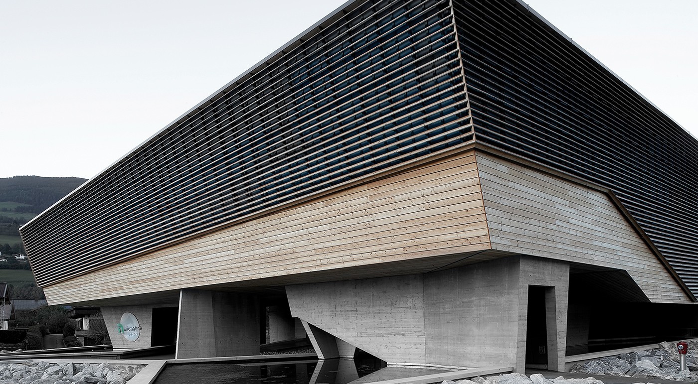 Large-format building envelope | Rieder