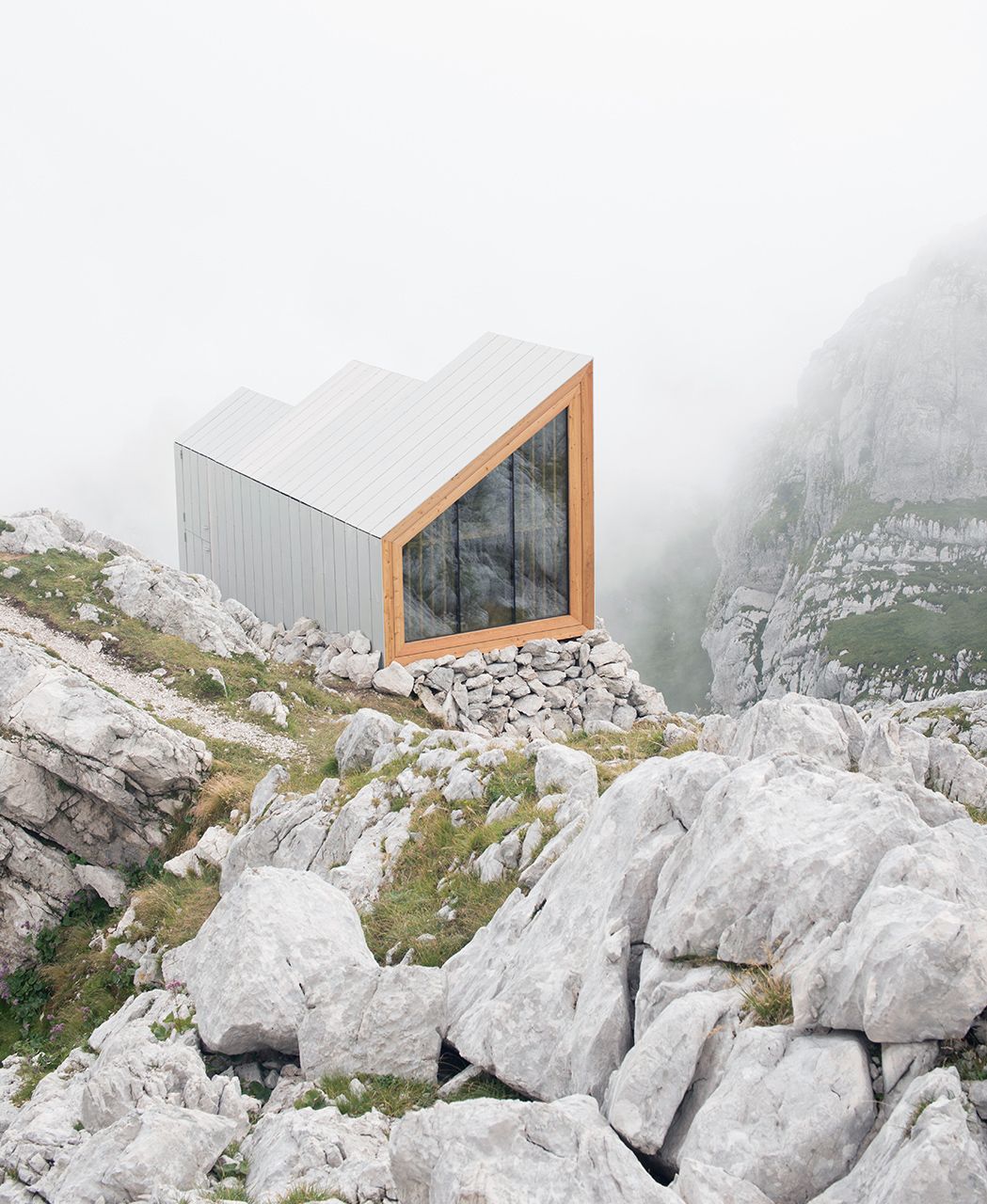 Concrete panels - Rieder facade in the Alps | Rieder