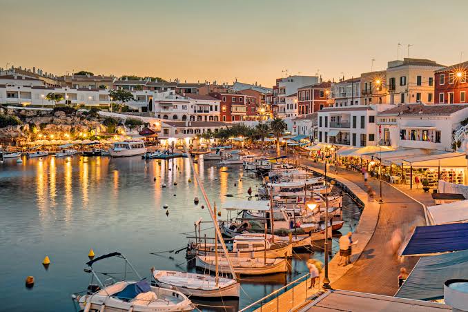 10am in Menorca
