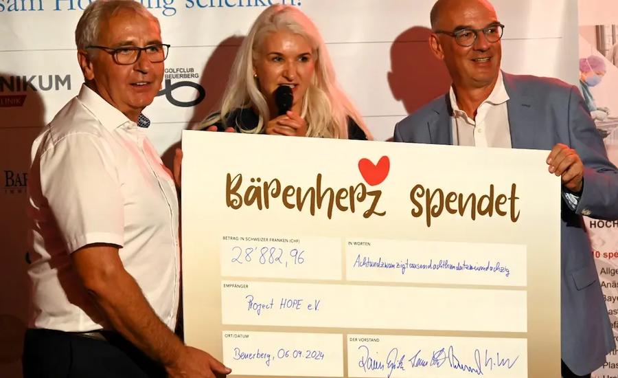 Übergabe Charity Erlöse 2024 an Project HOPE e.V.