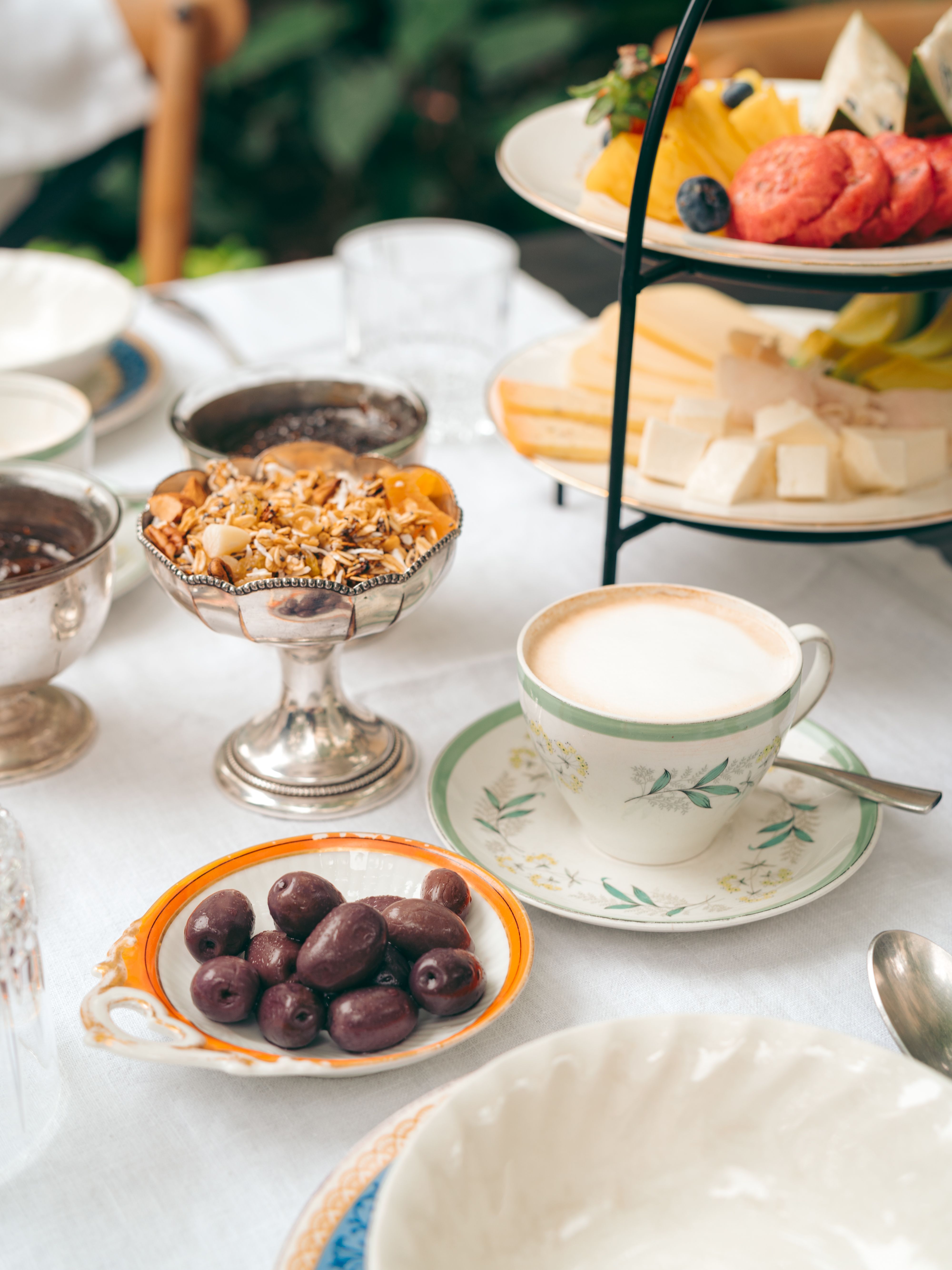 BREAKFAST, WITHOUT HURRY 1