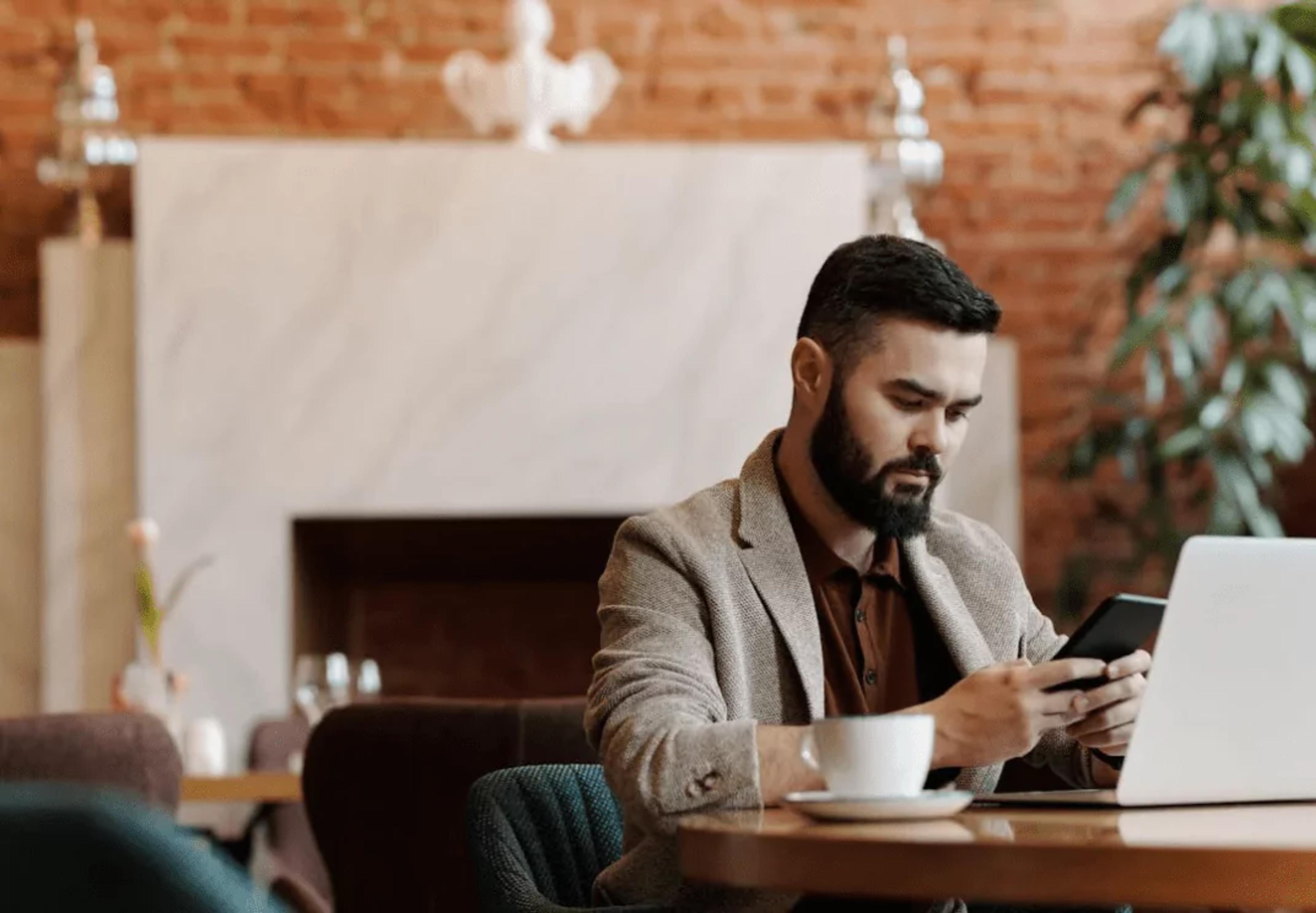 signature geur, hotellobby, krachtige en systematische invloed, horeca-industrie, geavanceerde geurtechnologieën, woorden geuren, herhaalde en langdurige koppeling, andere woorden geuren