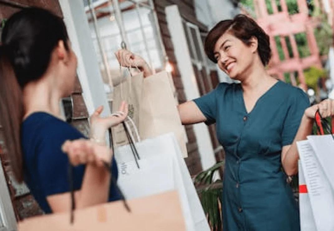 solo female travelers, solo travelers, female travelers, other women, women traveling solo, solo female travel, solo traveler, solo traveler, solo travel, solo female, solo trip, social responsibility, travelers, destination, trips