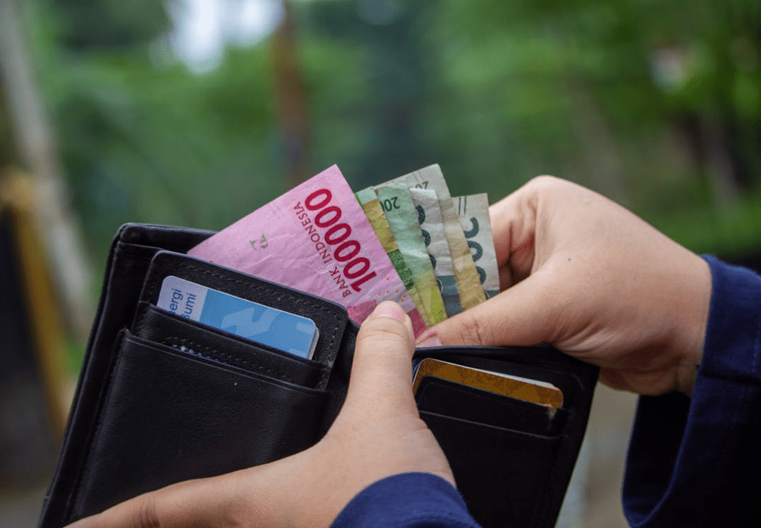 服务,现金,美元,支付,国家,公司,一美元,出租车,旅游领队,旅游公司