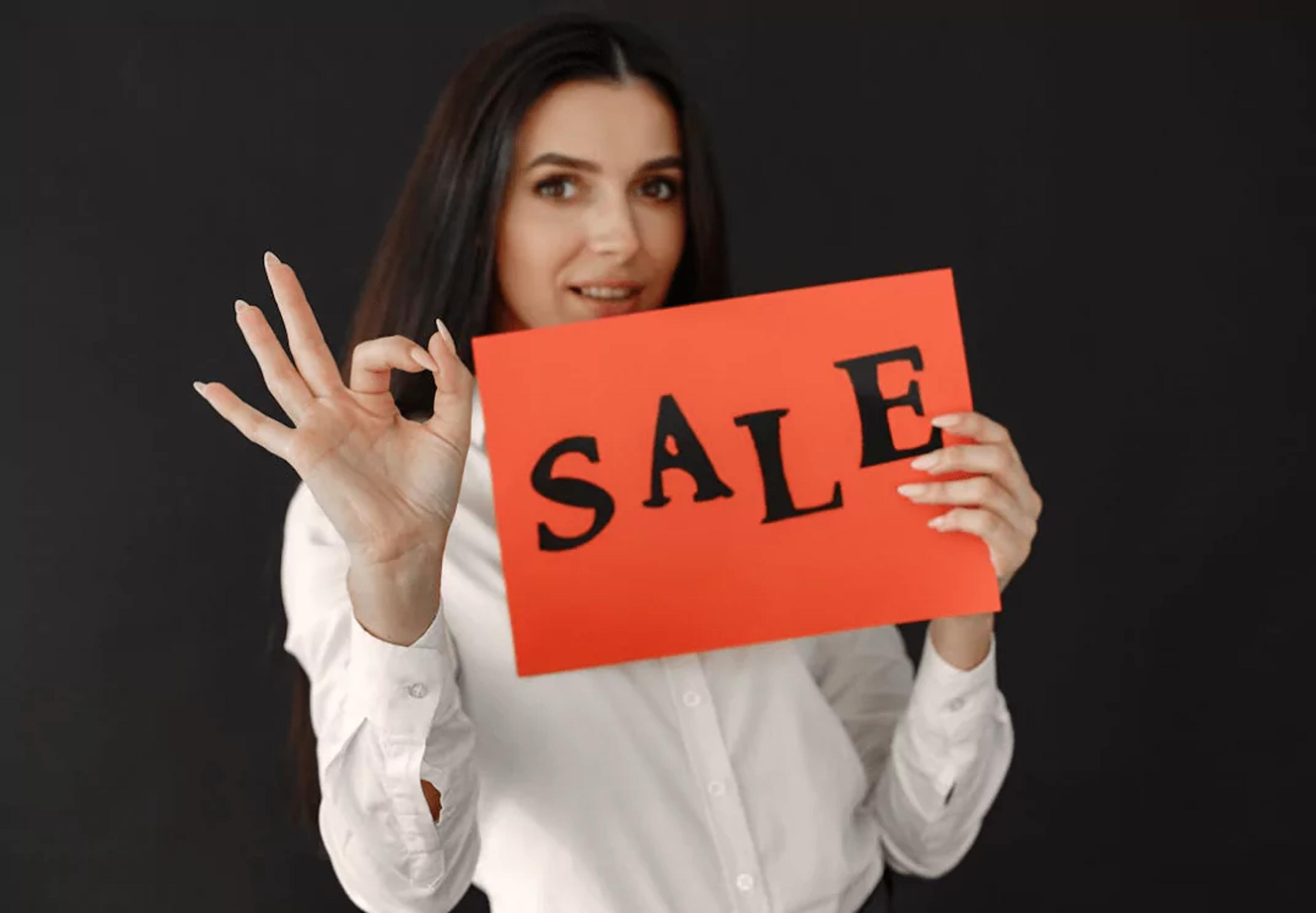 mantenerse competitivo, reducción de precios, base de clientes, clientes potenciales, más ventas, reservas anticipadas, operadores turísticos, estrategia de marketing, crear urgencia, programa de lealtad, sin devaluar, tienda en línea, más valor, precio completo, segmentos de clientes, nuevos clientes, aumentar ventas, promociones dirigidas, maximizar ingresos, tendencias del mercado, valor de marca, descuentos por referencia, descuentos estacionales, atraer clientes, precios dinámicos, estrategias de descuento, márgenes de beneficio, lealtad del cliente, descuentos exclusivos, valor percibido, precios más bajos, ofrecer descuentos, estrategias de precios, clientes leales, valor promedio de pedido, recompensar a clientes leales, precios escalonados, regalo gratis
