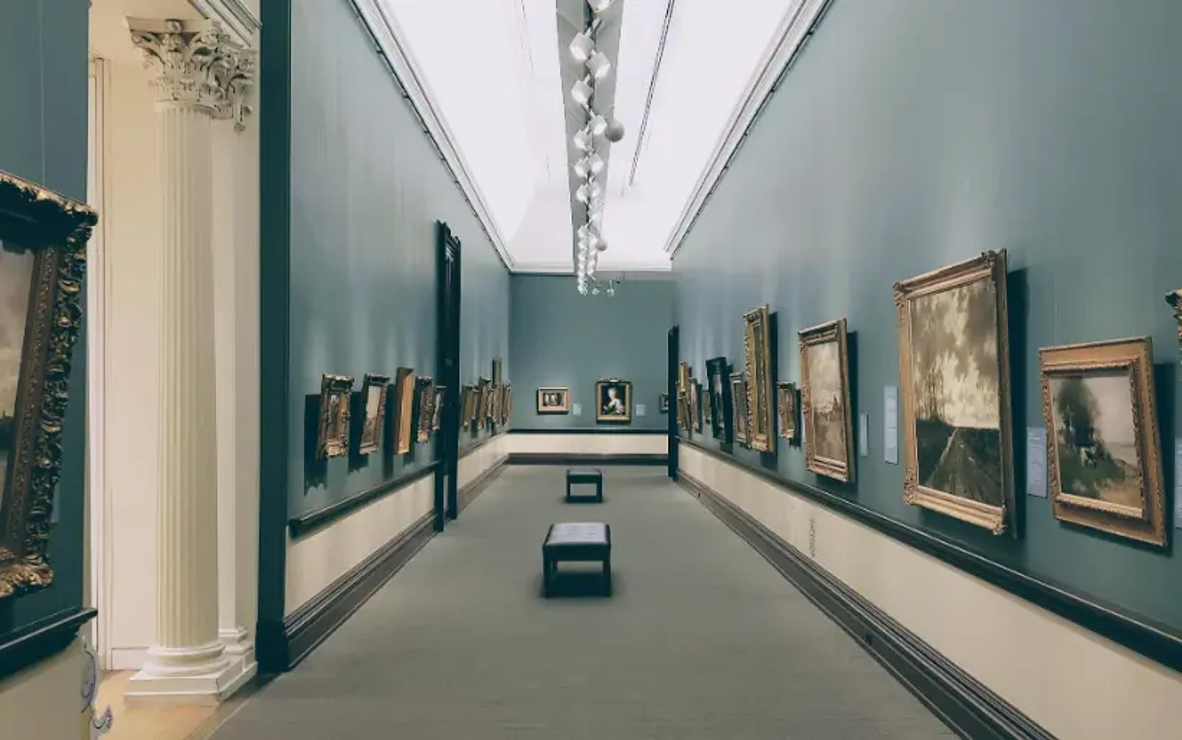 gestión de reservas para tours de galerías de arte