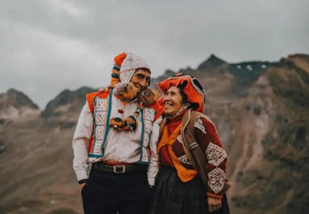 oprindelige turisme, oprindelige samfund, turistindustri, oprindelige folk, økonomisk udvikling, oprindelige oplevelser, turismeudvikling, oprindelige befolkninger, lokal kultur