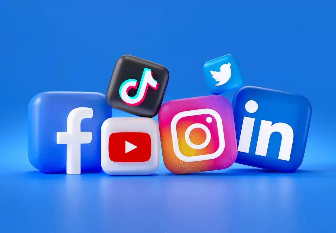 more bookings, social media channels, private tours, local businesses, photography business, target market, booking flow, repeat bookings, stay up to date, past customers, various platforms, right strategies