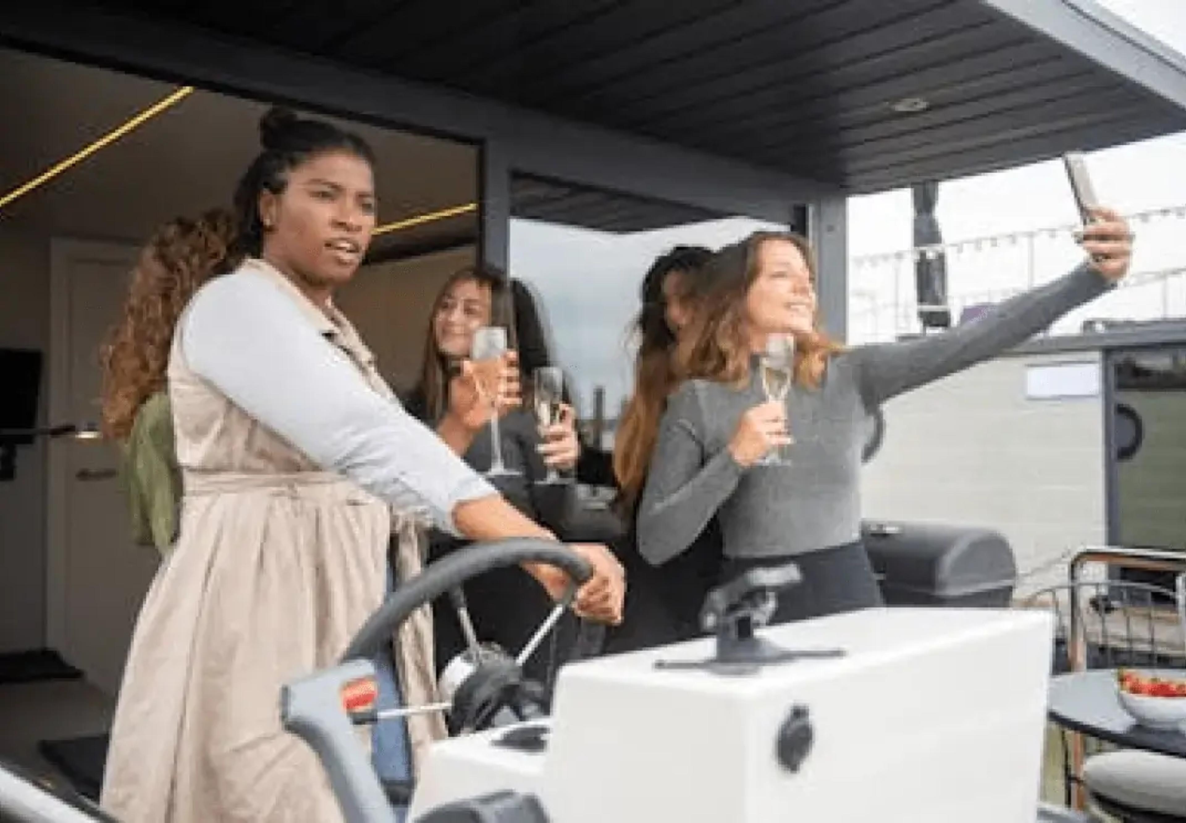solo vrouwelijke reizigers, solo reizigers, vrouwen die alleen reizen, reizen alleen voor vrouwen, avontuurlijke reizen, veel vrouwen