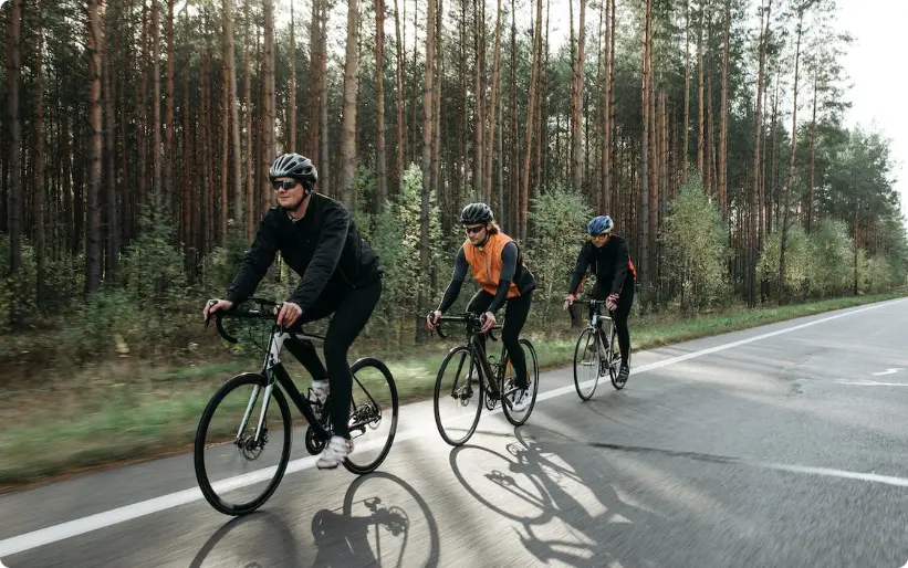 manage bike tour guests